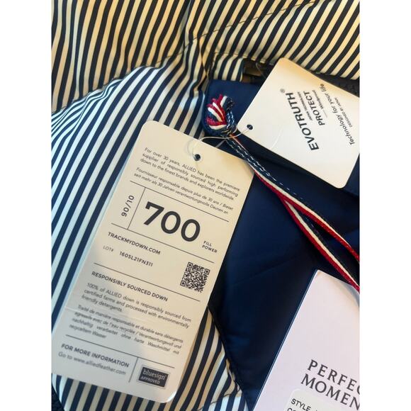 NWT Perfect Moment Womens Navy Pirtuk Striped Quilted Down Ski Jacket SZ XL New - Picture 6 of 13